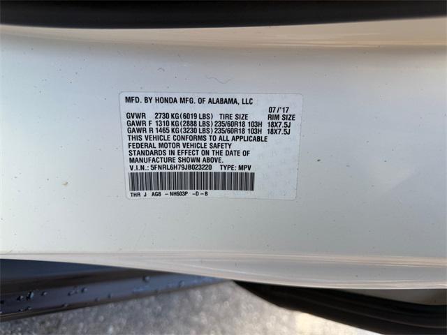 Photo of 2018 White Diamond Pearl Honda Odyssey