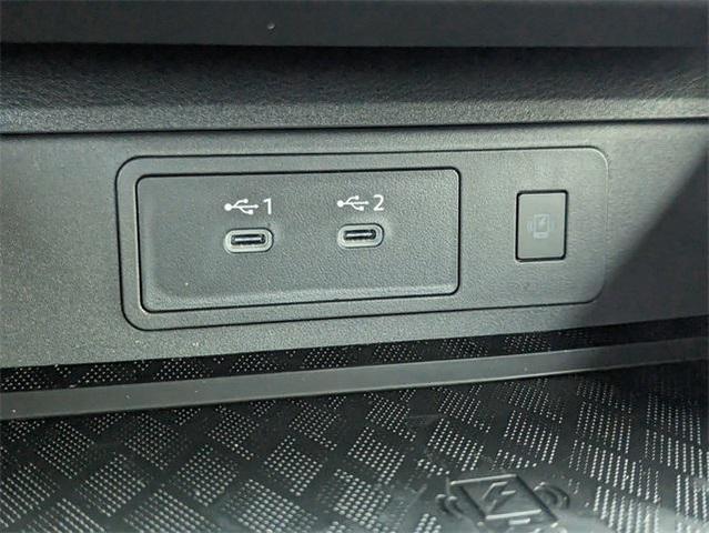 Photo of 2025 Deep Ocean Blue Pearl Nissan Murano