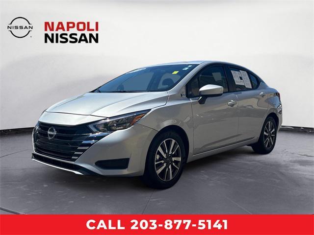 Photo of 2025 Brilliant Silver Metallic Nissan Versa