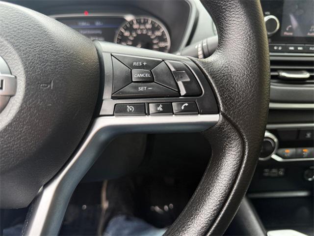 Photo of 2022 Super Black Nissan Altima