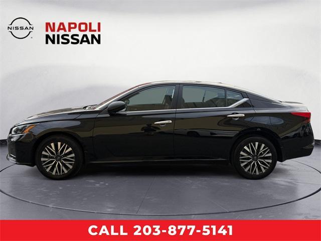 Photo of 2024 Super Black Nissan Altima