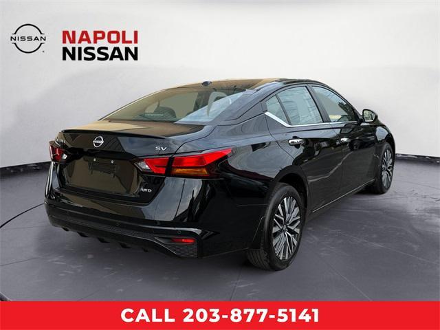 Photo of 2024 Super Black Nissan Altima