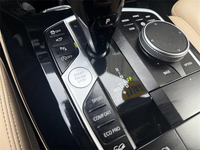 Photo of 2023 White Metallic BMW X4
