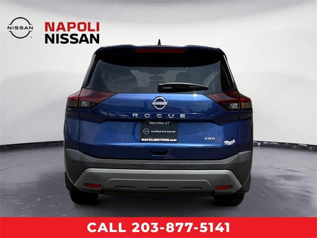 Photo of 2022 Caspian Blue Metallic Nissan Rogue