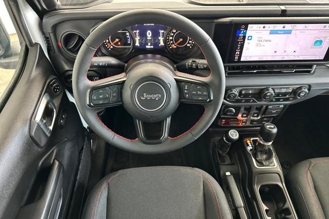Photo of 2024 Bright White Clearcoat Jeep Wrangler