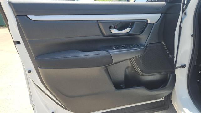 Photo of 2022 Platinum White Pearl Honda CR-V
