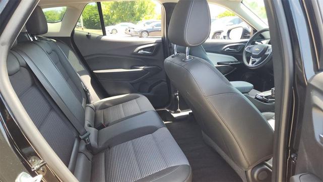 Photo of 2024 Mosaic Black Metallic Chevrolet Trax