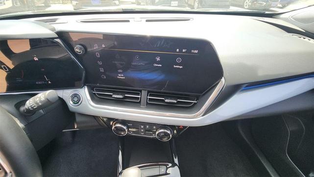 Photo of 2024 Mosaic Black Metallic Chevrolet Trax