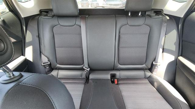 Photo of 2024 Mosaic Black Metallic Chevrolet Trax