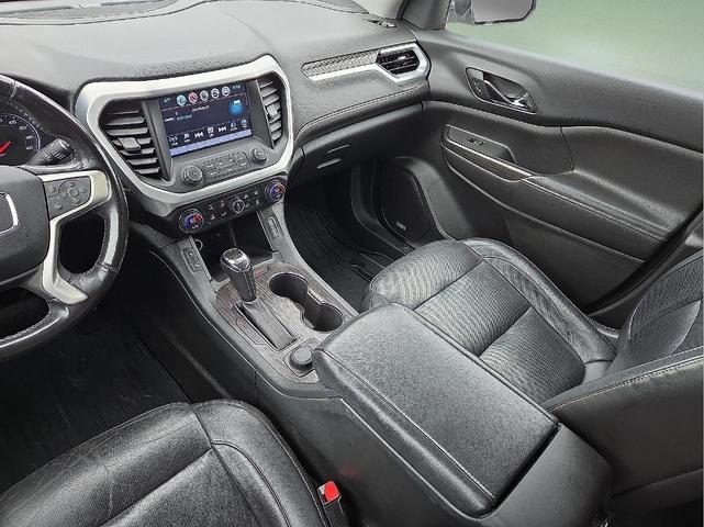 Photo of 2018 Summit White GMC Acadia