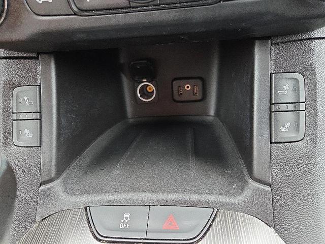 Photo of 2018 Summit White GMC Acadia