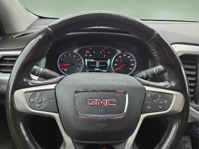Photo of 2018 Summit White GMC Acadia