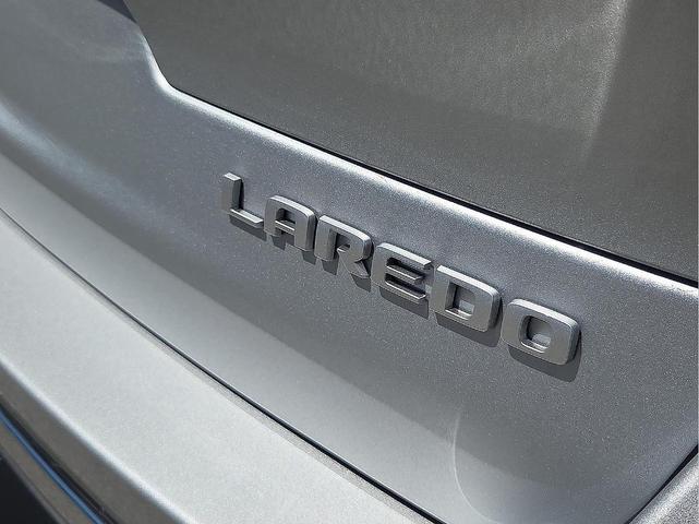 Photo of 2025 Silver Zynith Jeep Grand Cherokee L