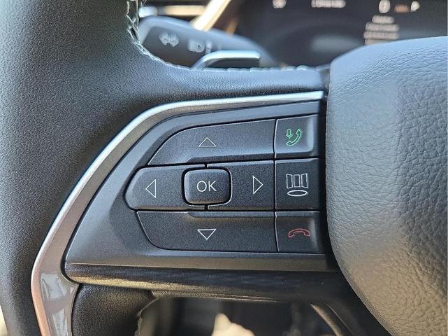 Photo of 2025 Silver Zynith Jeep Grand Cherokee L