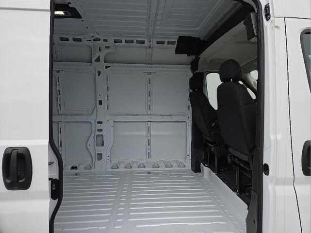 Photo of 2025 Bright White Clearcoat RAM ProMaster 2500