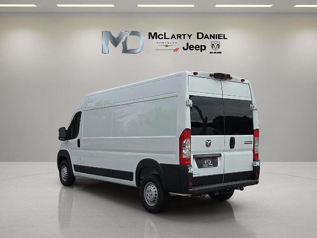 Photo of 2025 Bright White Clearcoat RAM ProMaster 2500