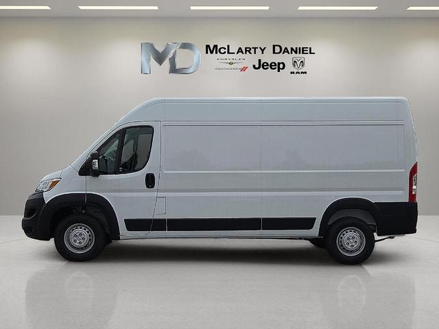 Photo of 2025 Bright White Clearcoat RAM ProMaster 2500