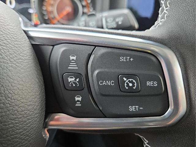 Photo of 2025 Hydro Blue Pearl Jeep Wrangler