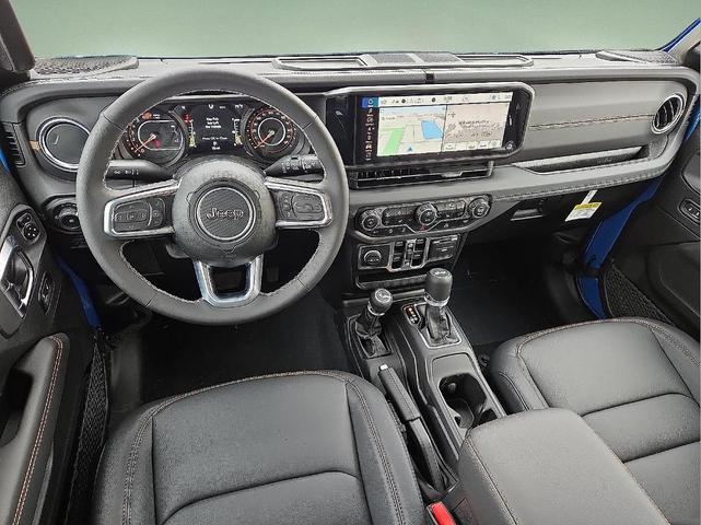 Photo of 2025 Hydro Blue Pearl Jeep Wrangler
