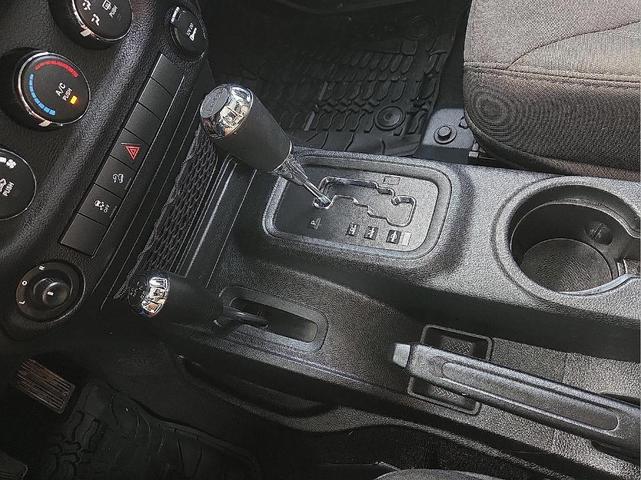 Photo of 2017 Chief Clearcoat Jeep Wrangler Unlimited