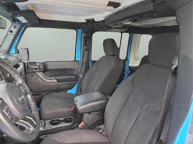 Photo of 2017 Chief Clearcoat Jeep Wrangler Unlimited