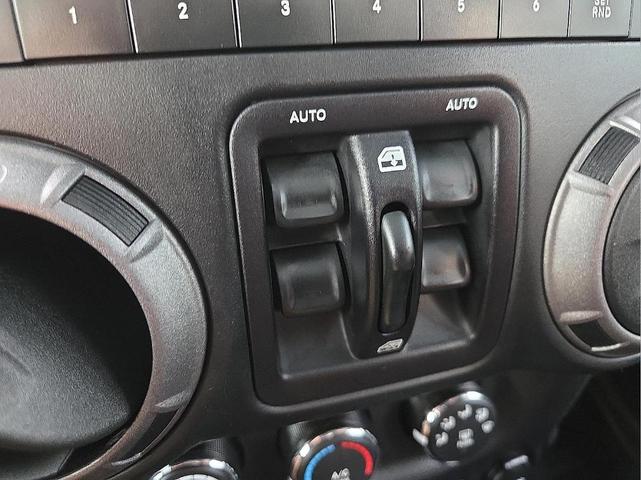 Photo of 2017 Chief Clearcoat Jeep Wrangler Unlimited