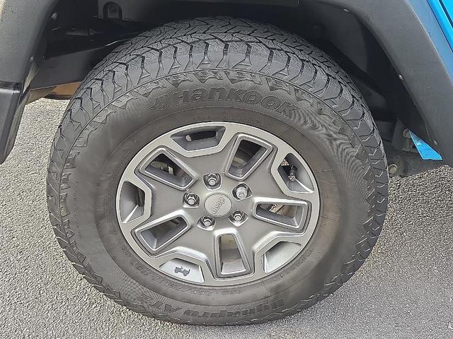 Photo of 2017 Chief Clearcoat Jeep Wrangler Unlimited