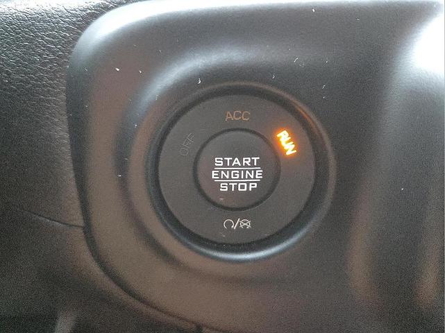 Photo of 2021 Hydro Blue Pearlcoat Jeep Gladiator