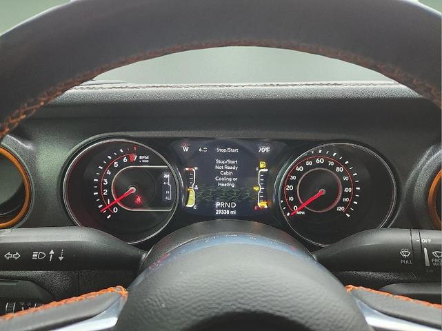 Photo of 2021 Hydro Blue Pearlcoat Jeep Gladiator