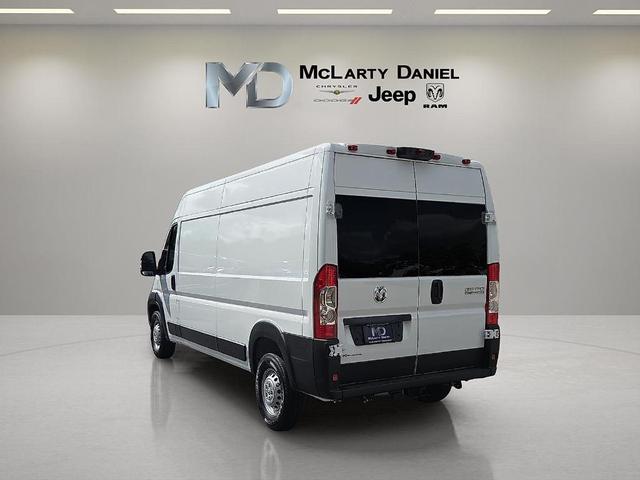 Photo of 2025 Bright White Clearcoat RAM ProMaster 2500