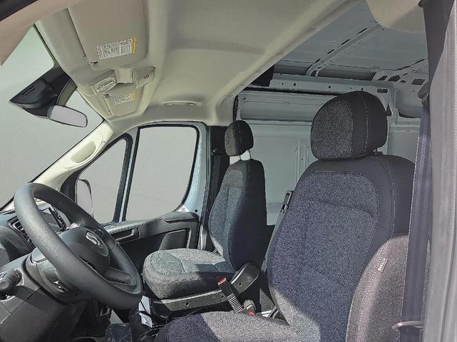 Photo of 2025 Bright White Clearcoat RAM ProMaster 2500