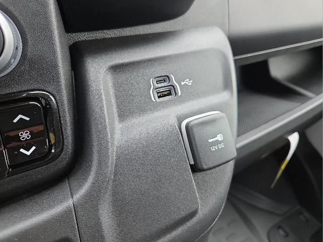 Photo of 2025 Bright White Clearcoat RAM ProMaster 2500