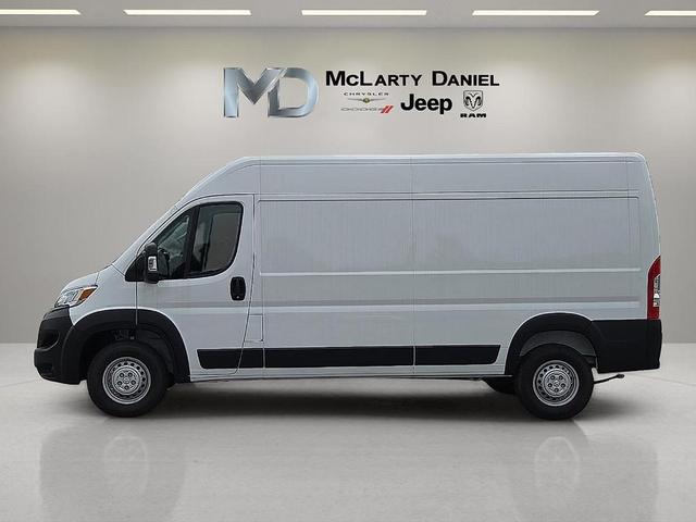 Photo of 2025 Bright White Clearcoat RAM ProMaster 2500