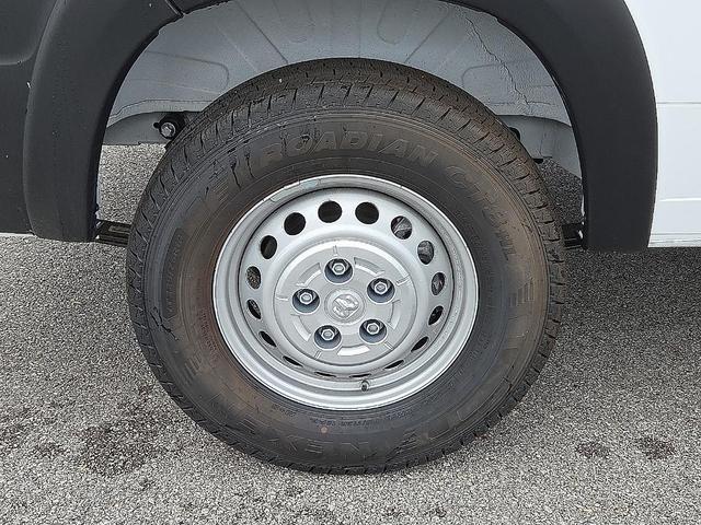 Photo of 2025 Bright White Clearcoat RAM ProMaster 2500