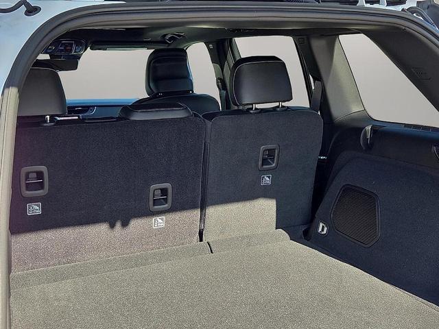 Photo of 2025 Bright White Clearcoat Jeep Grand Cherokee