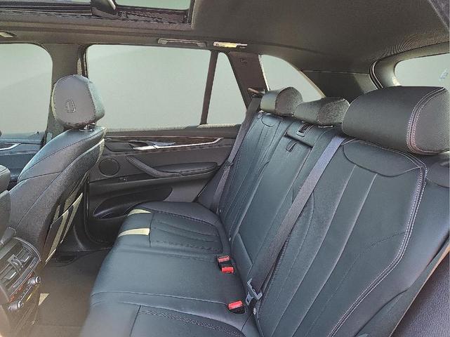 Photo of 2018 Alpine White BMW X5