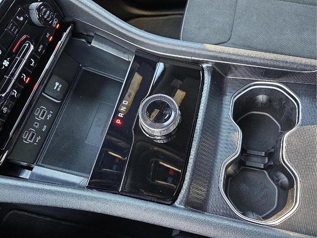 Photo of 2025 Silver Zynith Jeep Grand Cherokee L