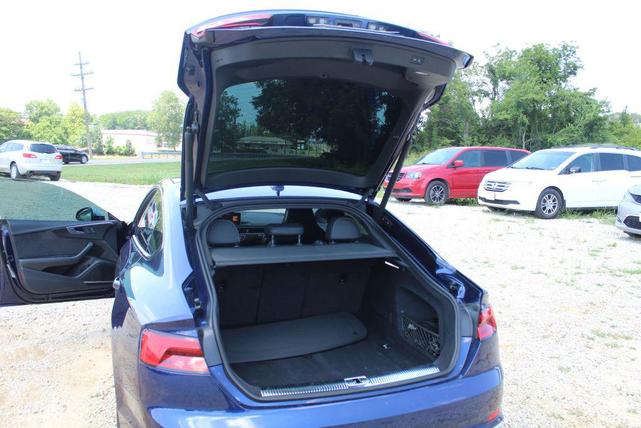 Photo of 2018 Navarra Blue Metallic Audi S5