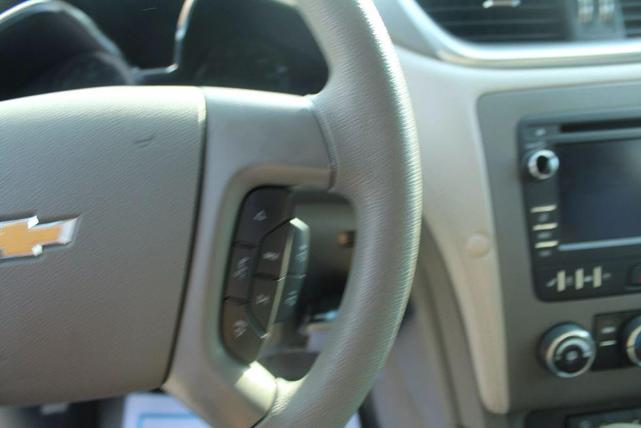Photo of 2016 Blue Velvet Metallic Chevrolet Traverse