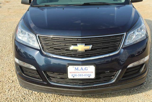 Photo of 2016 Blue Velvet Metallic Chevrolet Traverse