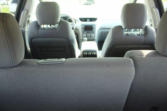Photo of 2016 Blue Velvet Metallic Chevrolet Traverse