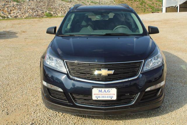 Photo of 2016 Blue Velvet Metallic Chevrolet Traverse