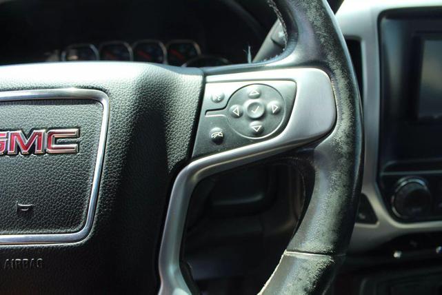 Photo of 2018 White GMC Sierra 1500
