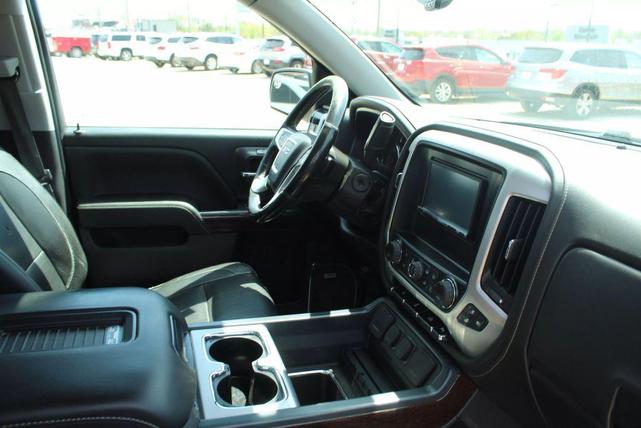 Photo of 2018 White GMC Sierra 1500