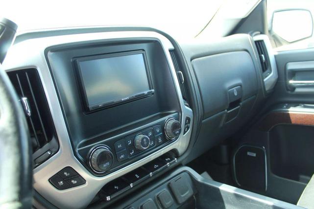 Photo of 2018 White GMC Sierra 1500