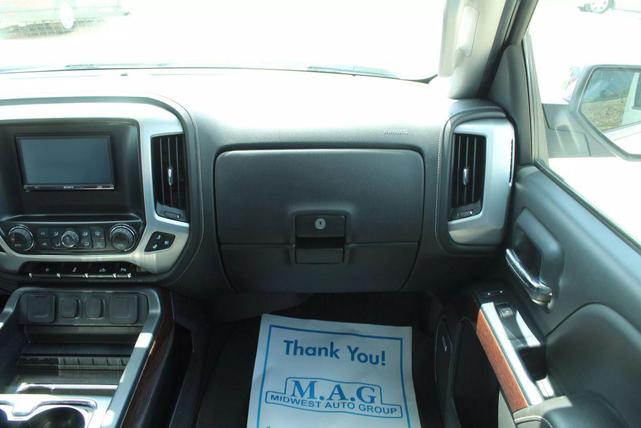 Photo of 2018 White GMC Sierra 1500