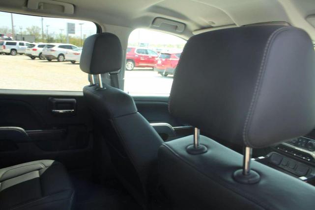 Photo of 2018 White GMC Sierra 1500