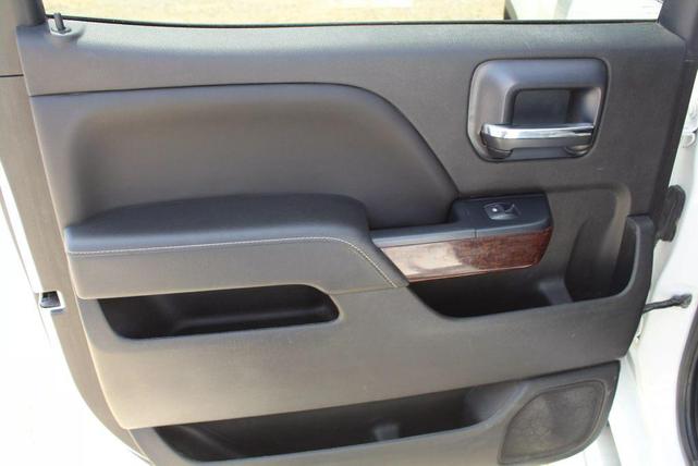 Photo of 2018 White GMC Sierra 1500