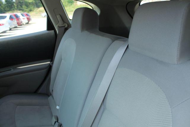 Photo of 2013 Graphite Blue Metallic Nissan Rogue