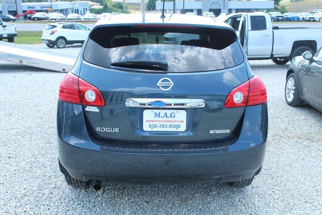 Photo of 2013 Graphite Blue Metallic Nissan Rogue
